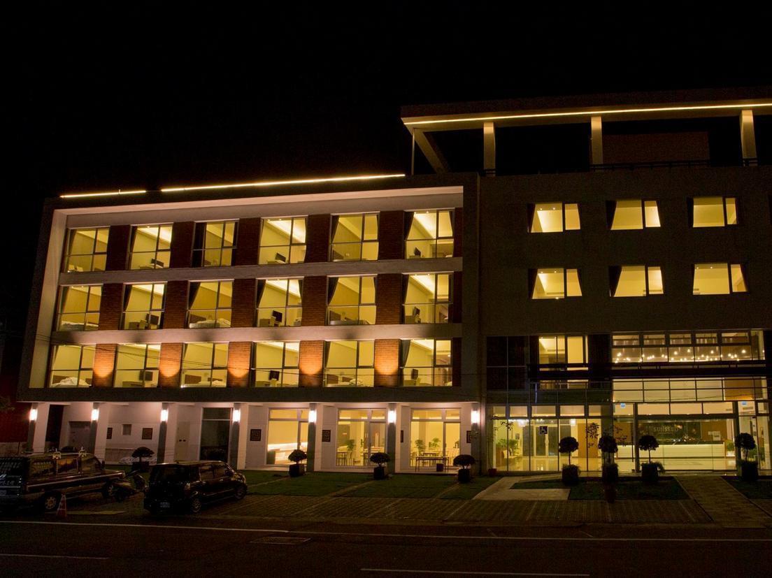 Sunseed International Villa Hotel Csiaji Kültér fotó